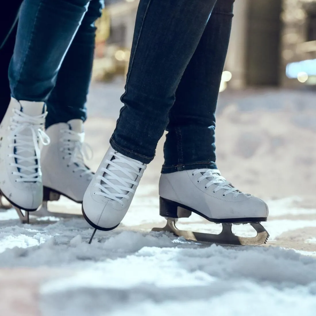 100 Women's and Girls' Ice Skates