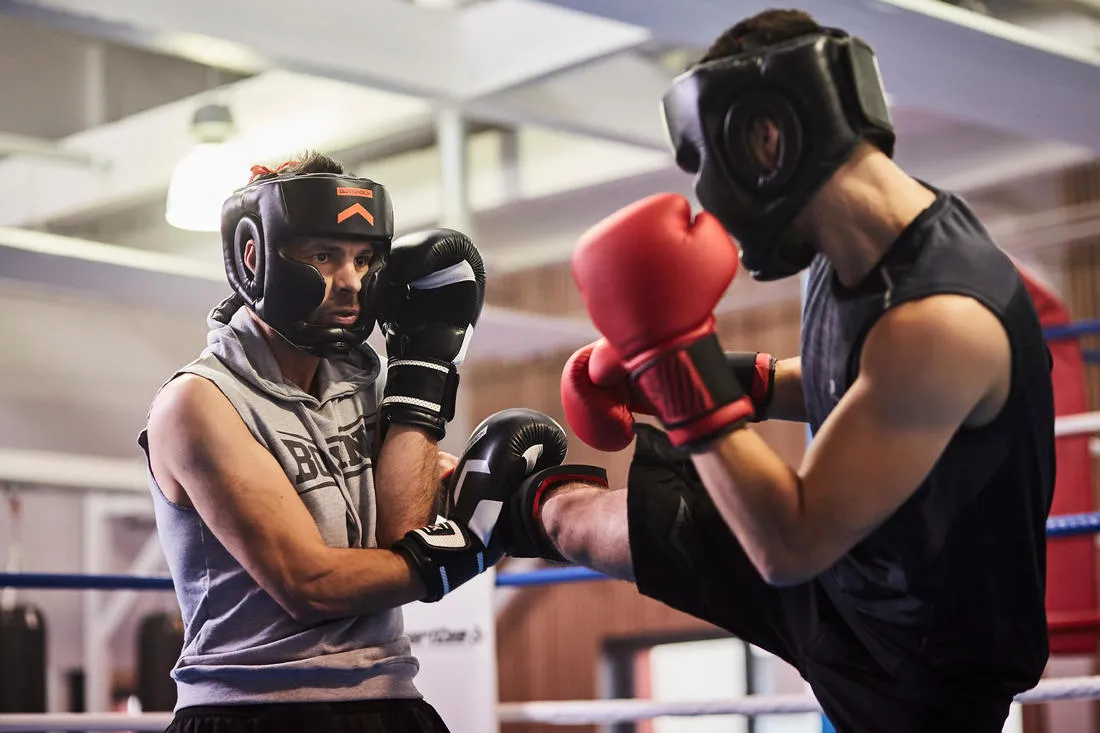 300 Beginner Adult Training Boxing Gloves - White