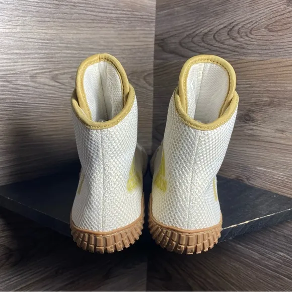 Adidas tech fall 2.0 wrestling shoes white gold