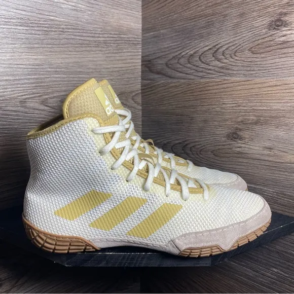 Adidas tech fall 2.0 wrestling shoes white gold