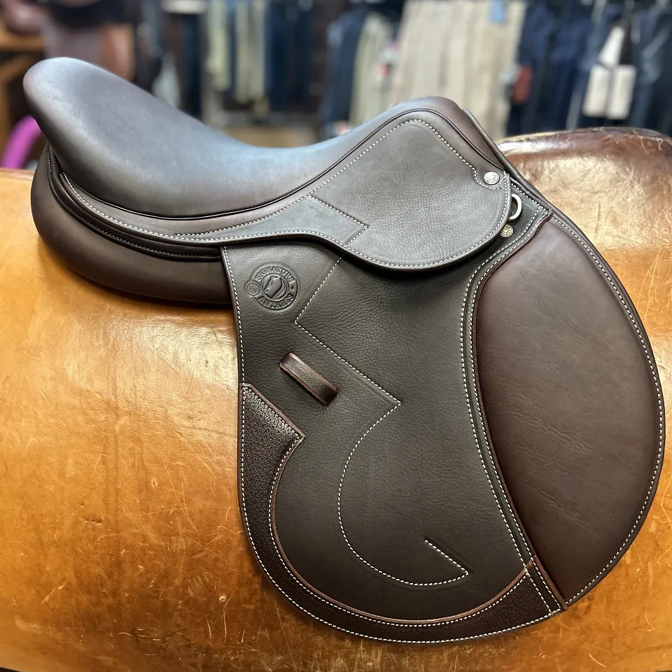 Antarès Signature Jumping Saddle - 17½" - One In Stock