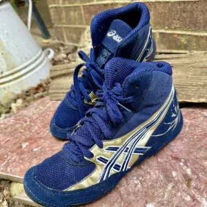 ASICS Cael V4.0 Cael Sanderson Men's Size 6 Blue And Gold Wrestling Shoes