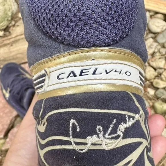 ASICS Cael V4.0 Cael Sanderson Men's Size 6 Blue And Gold Wrestling Shoes
