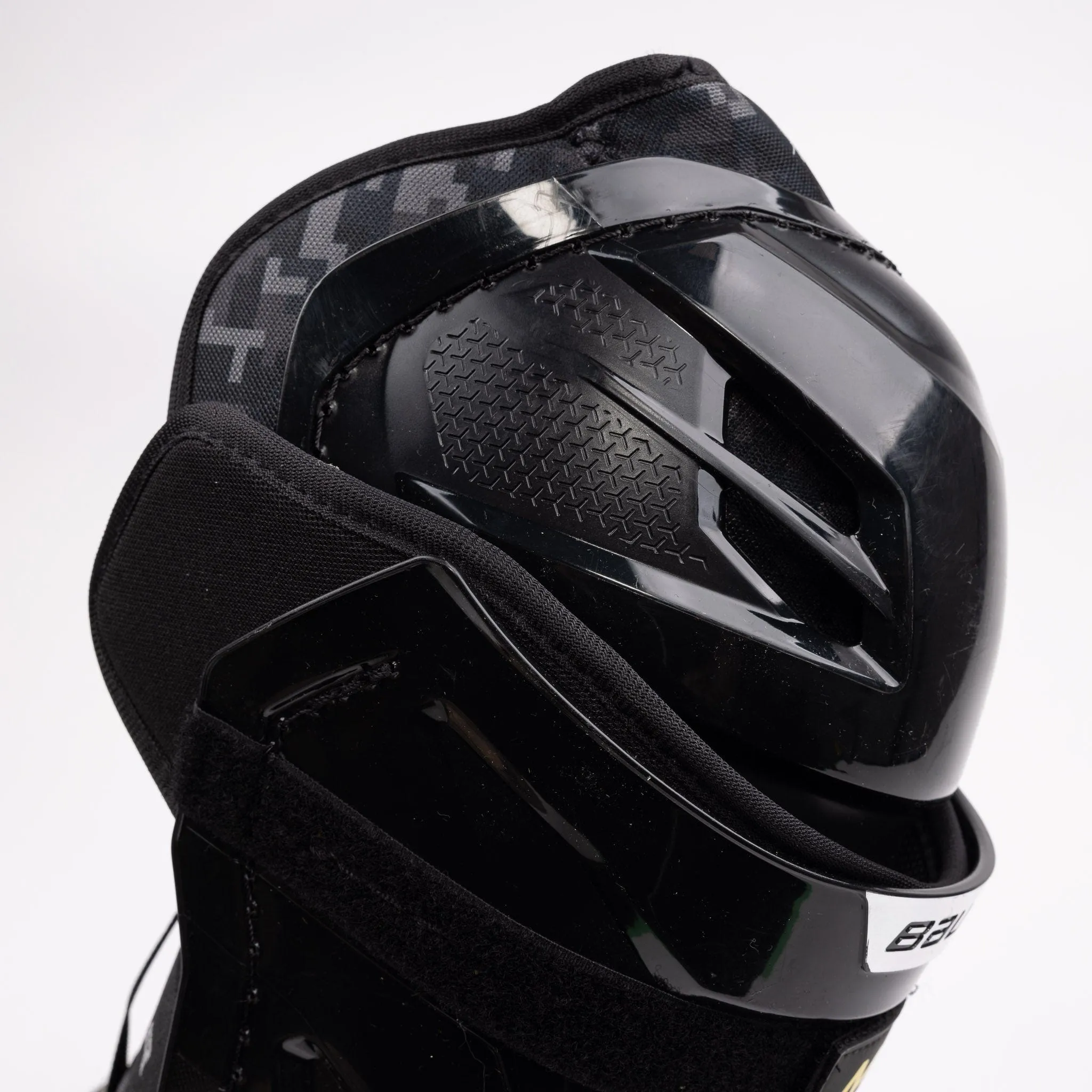 Bauer Supreme M3 Intermediate Hockey Shin Guards