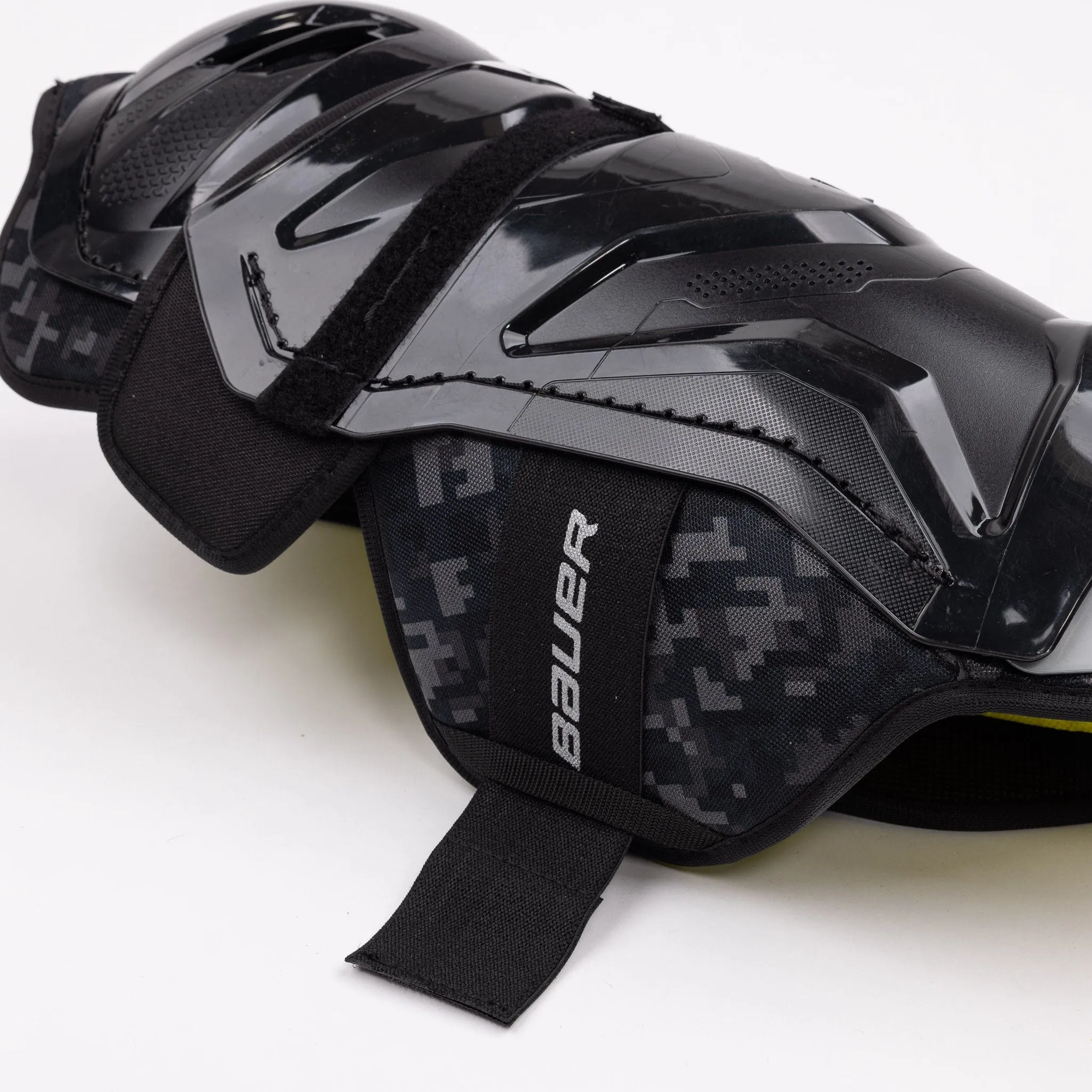 Bauer Supreme M3 Intermediate Hockey Shin Guards