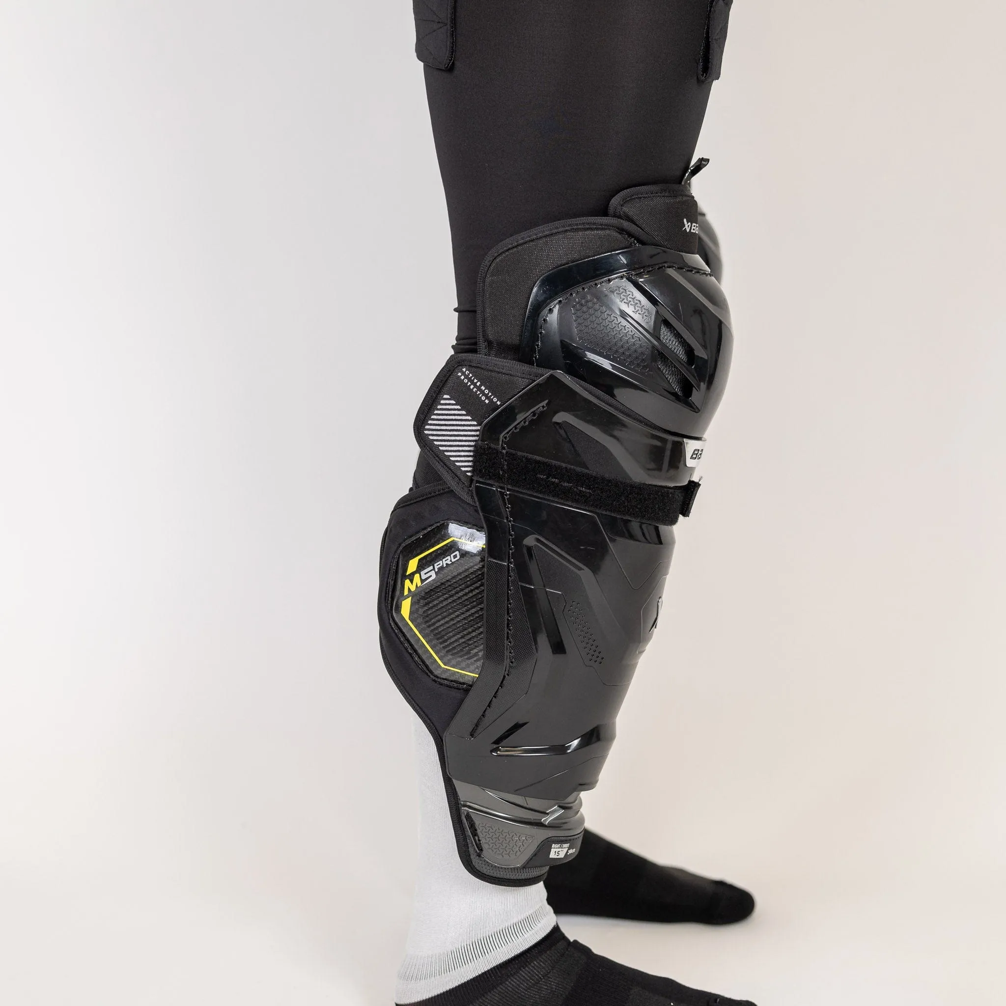 Bauer Supreme M5 Pro Intermediate Hockey Shin Guards
