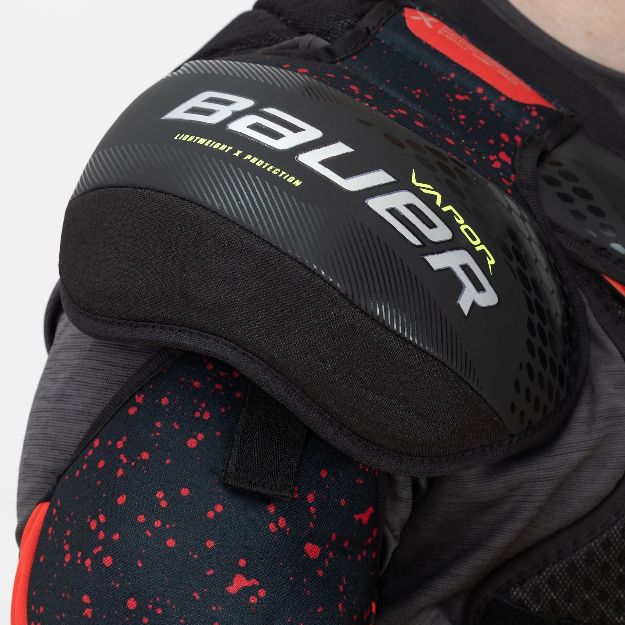 Bauer Vapor 3X Intermediate Hockey Shoulder Pads