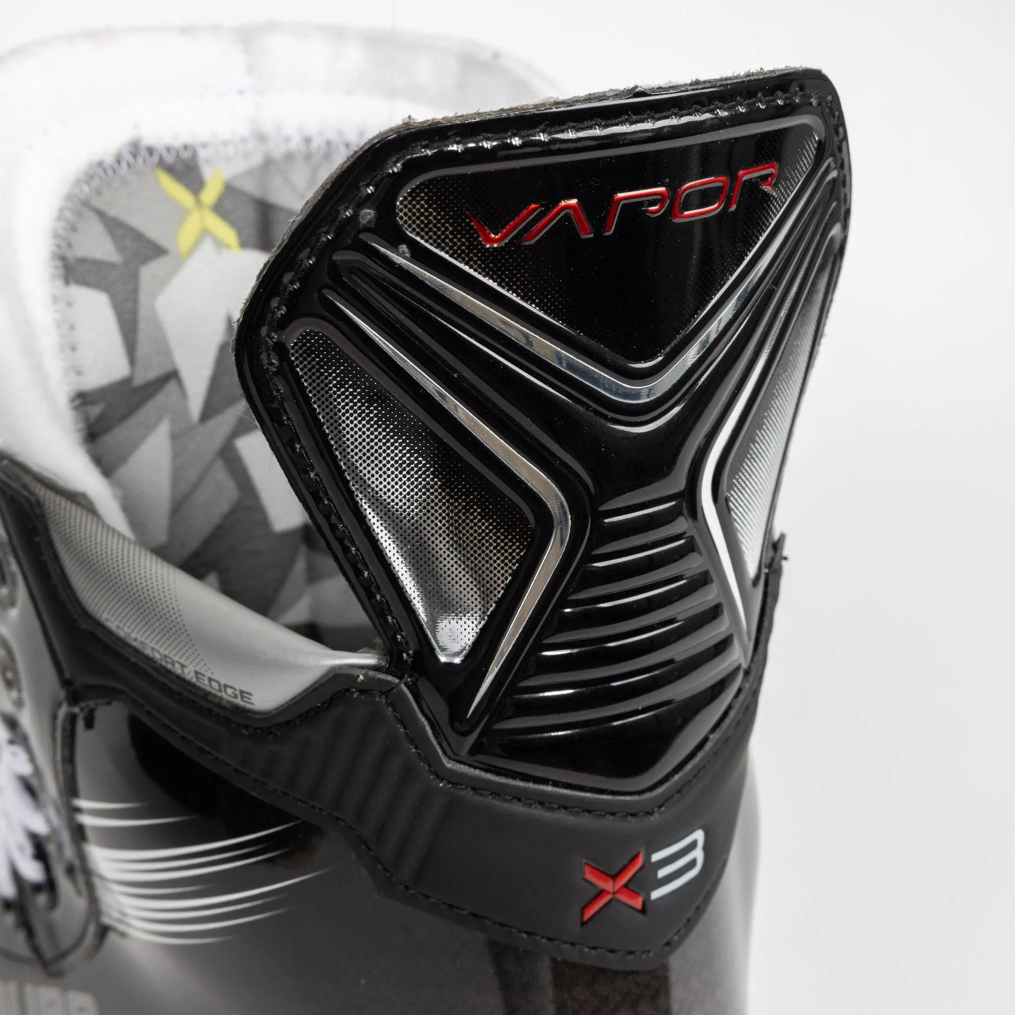 Bauer Vapor X3 Intermediate Hockey Skates