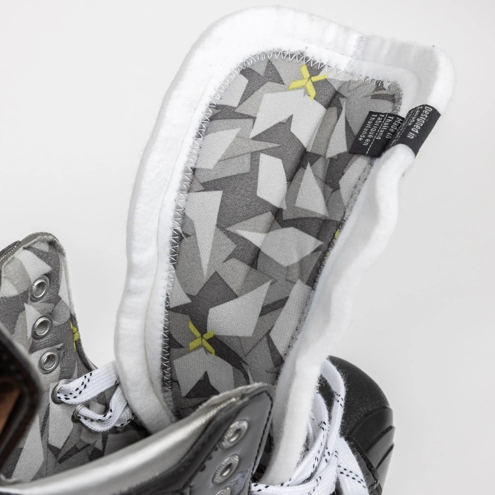 Bauer Vapor X3 Intermediate Hockey Skates
