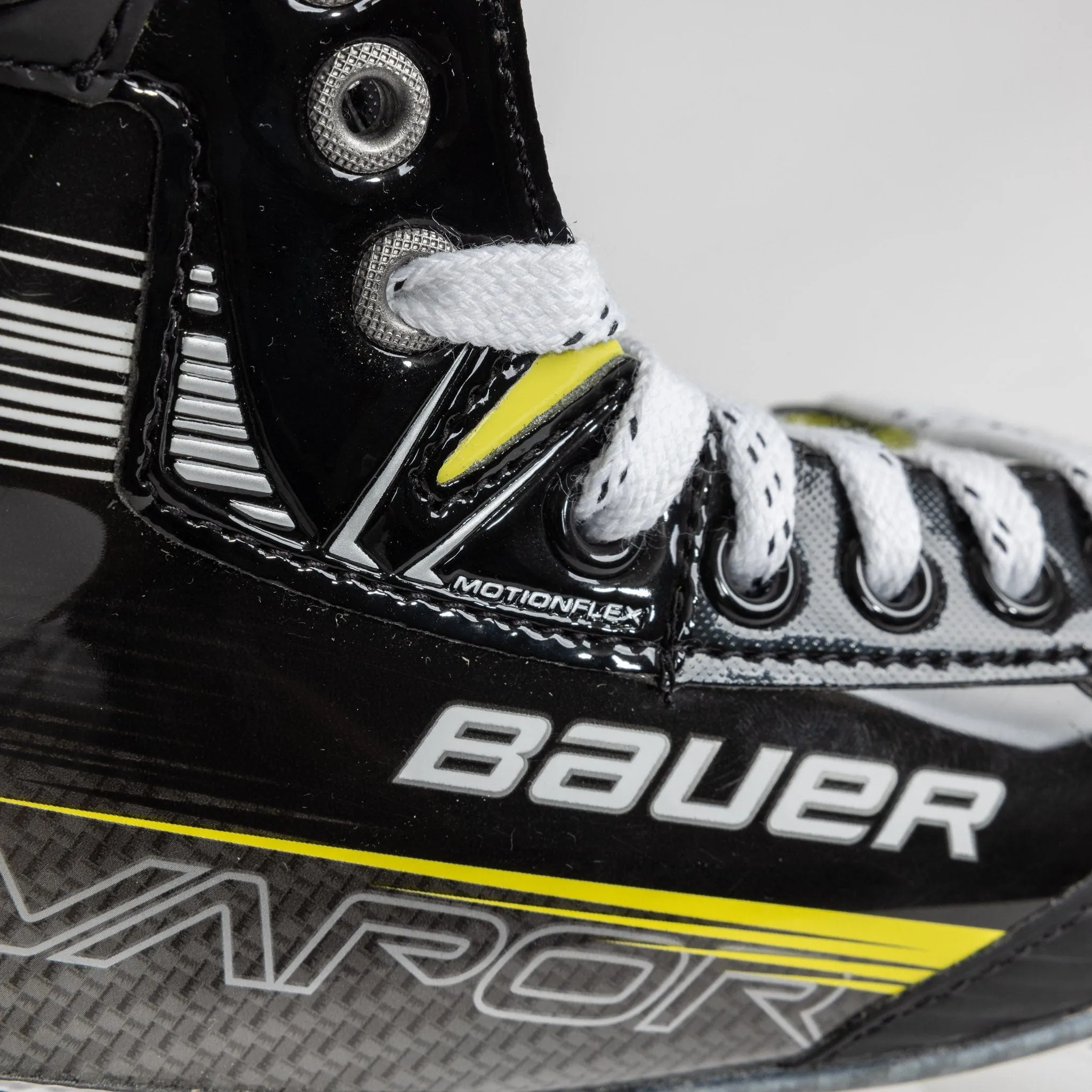 Bauer Vapor X4 Junior Hockey Skates