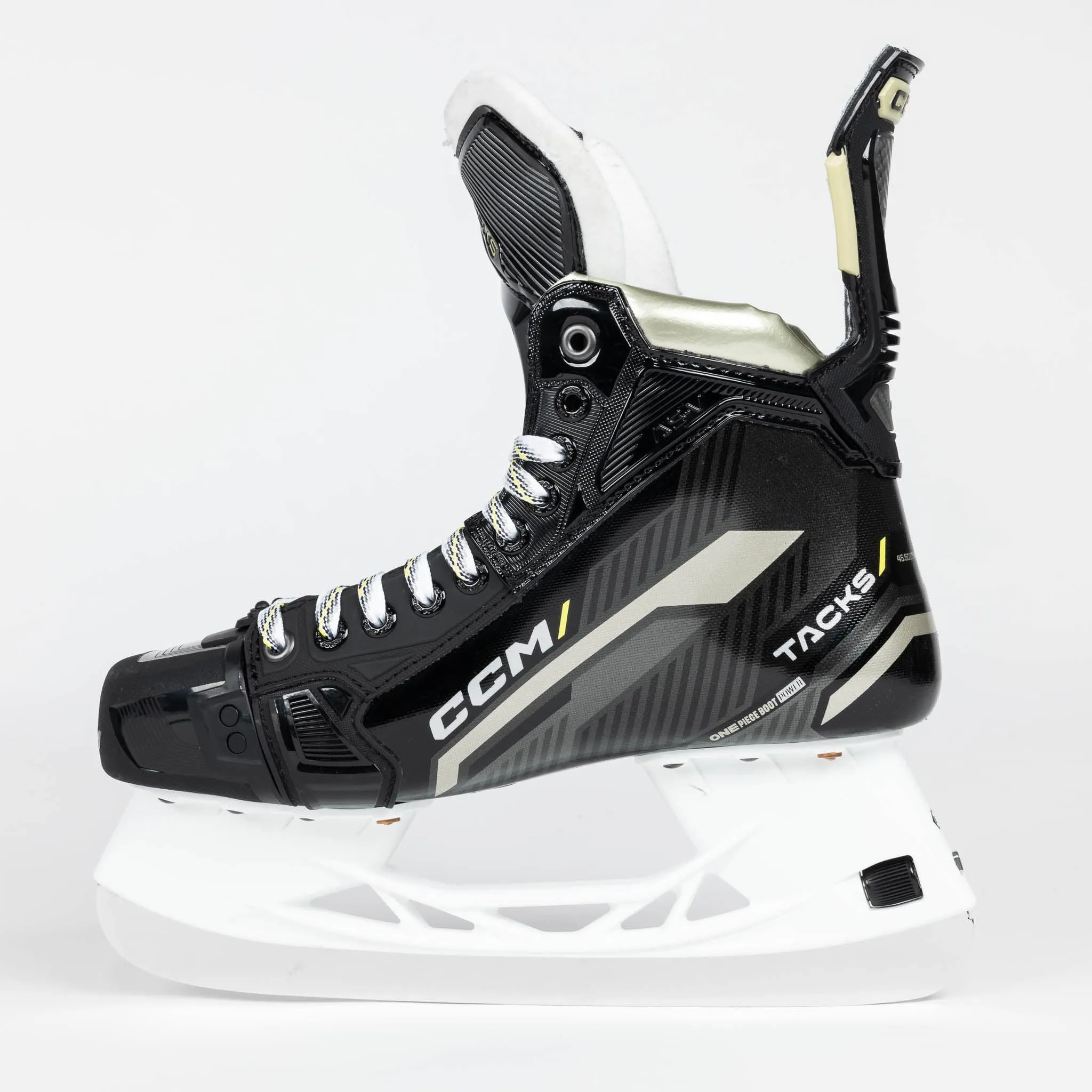 CCM Tacks AS-V Senior Hockey Skates