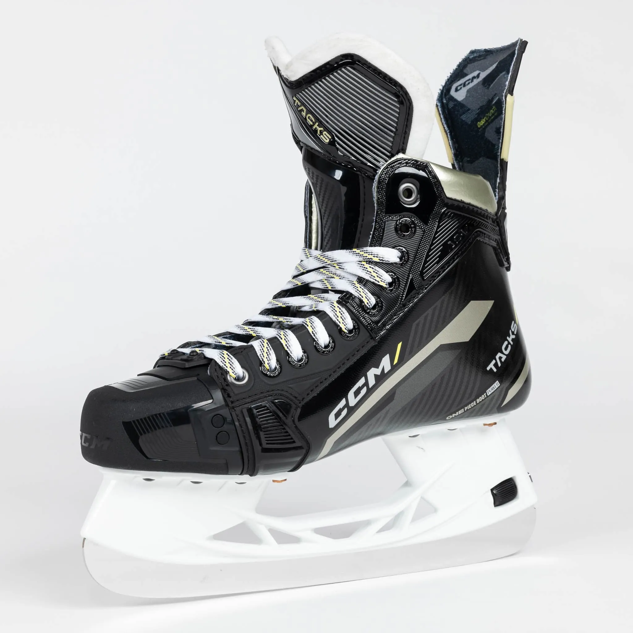 CCM Tacks AS-V Senior Hockey Skates