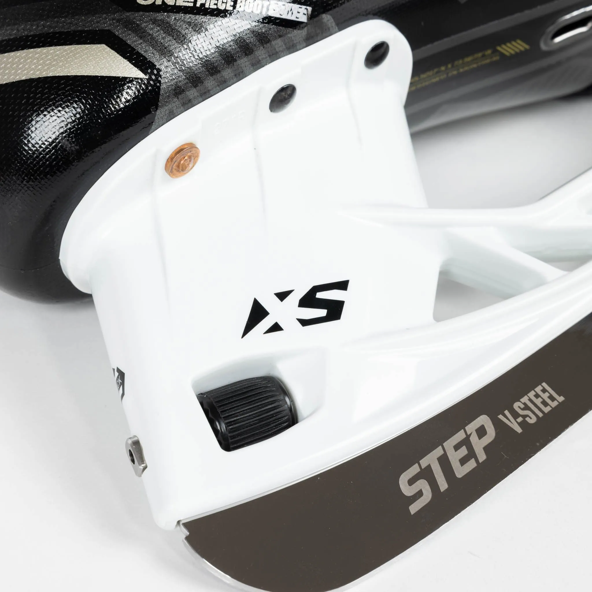 CCM Tacks AS-V Senior Hockey Skates