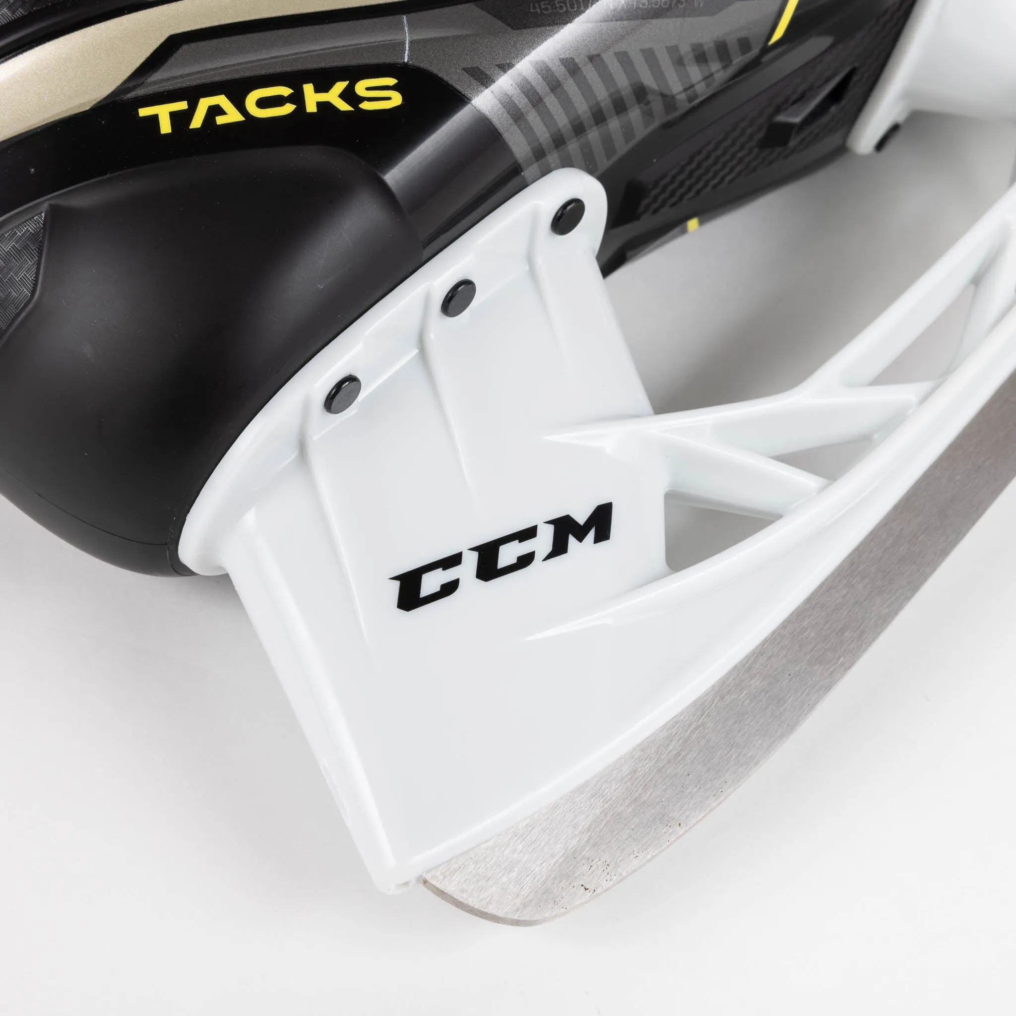 CCM Tacks AS560 Junior Hockey Skates