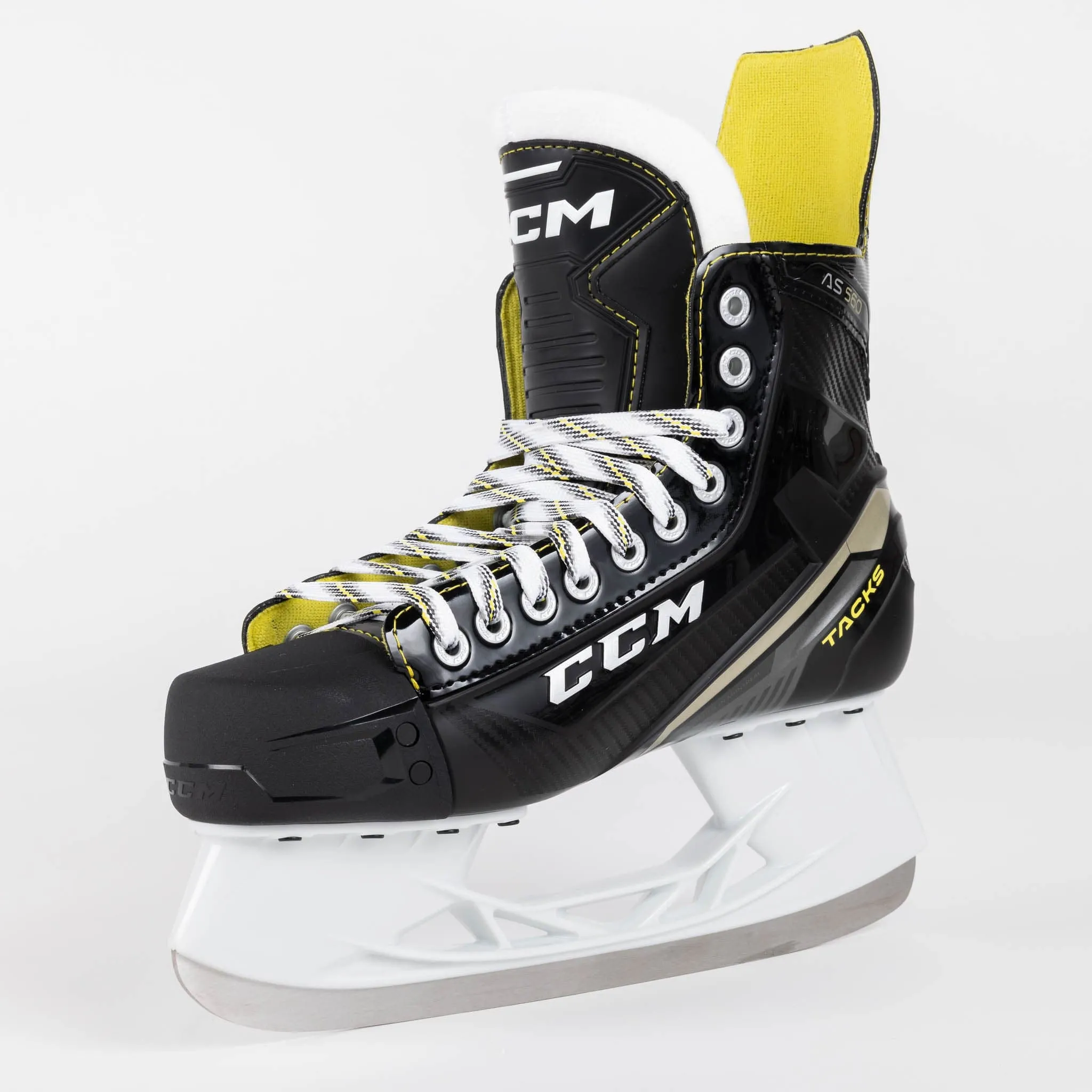 CCM Tacks AS560 Junior Hockey Skates