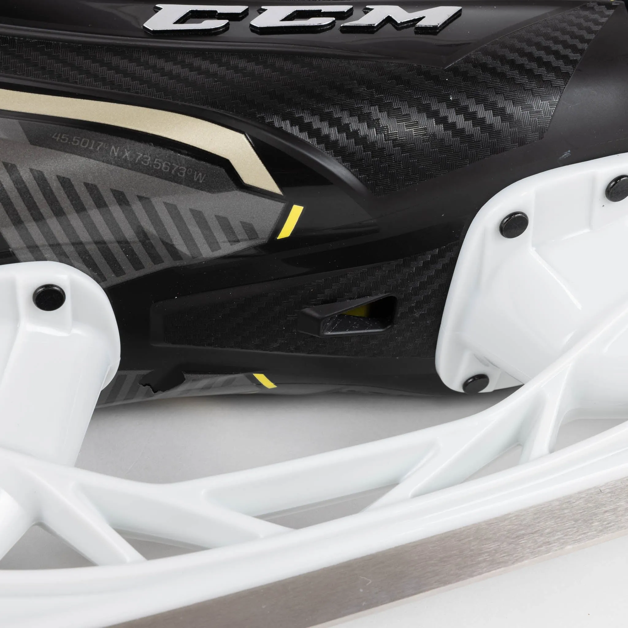 CCM Tacks AS560 Junior Hockey Skates