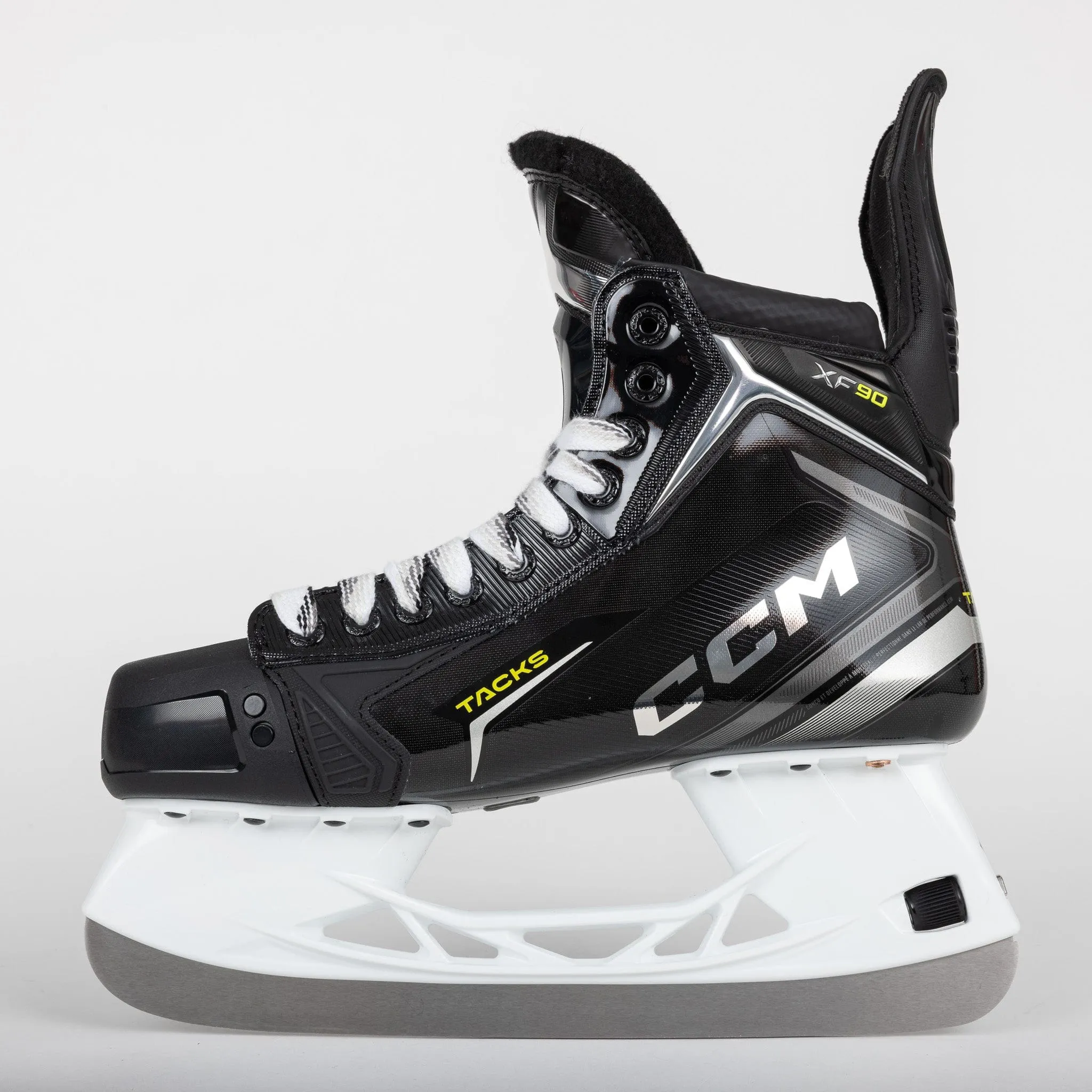 CCM Tacks XF90 Intermediate Hockey Skates
