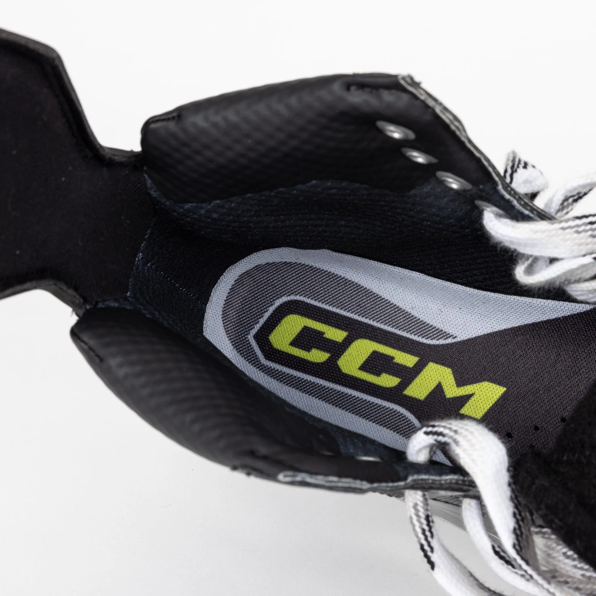 CCM Tacks XF90 Intermediate Hockey Skates