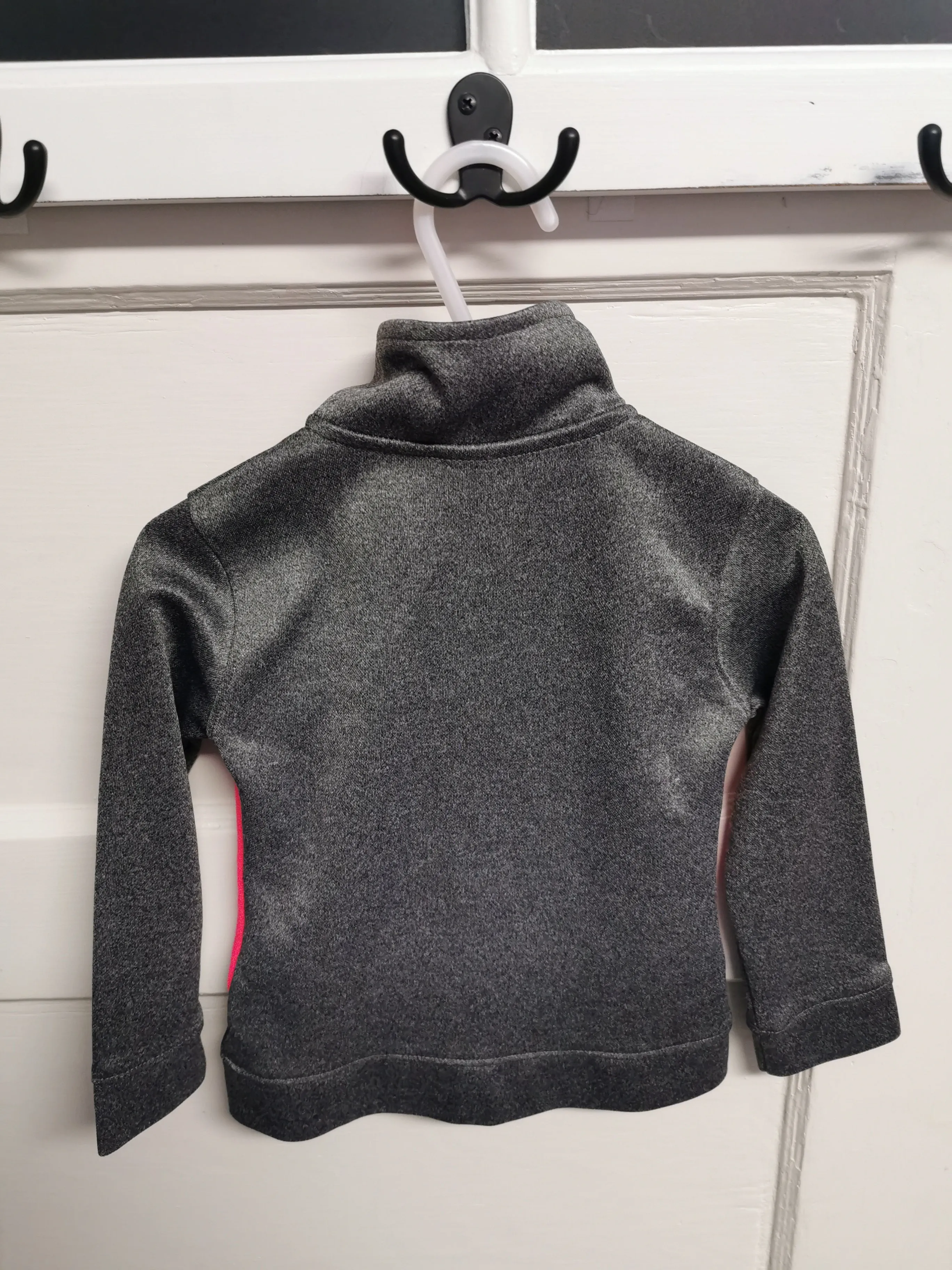 GIRL SIZE 3 YEARS - OSHKOSH, Fitted Athletic Zippered Jacket EUC B28