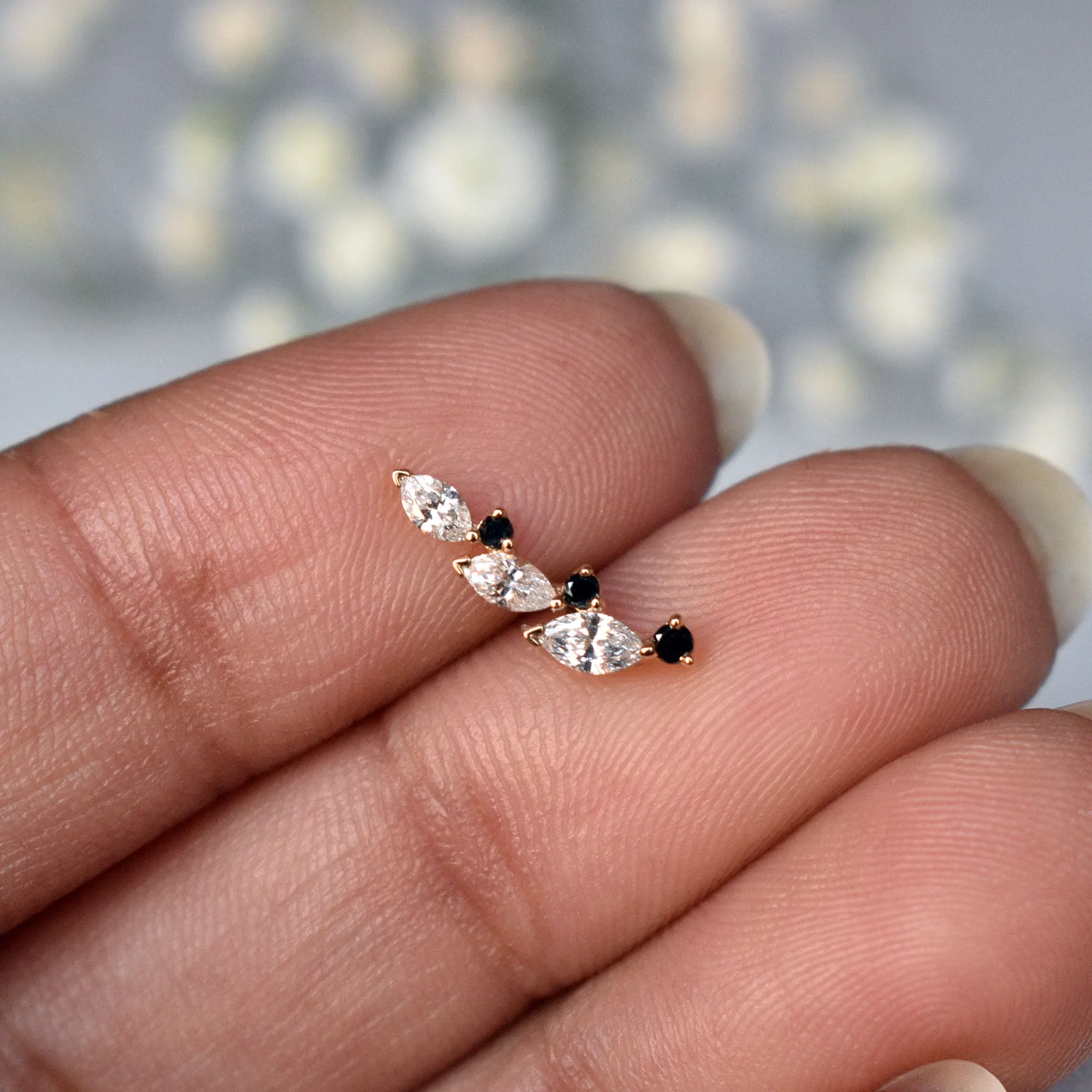 Jumping Fish Curved Ear Climber