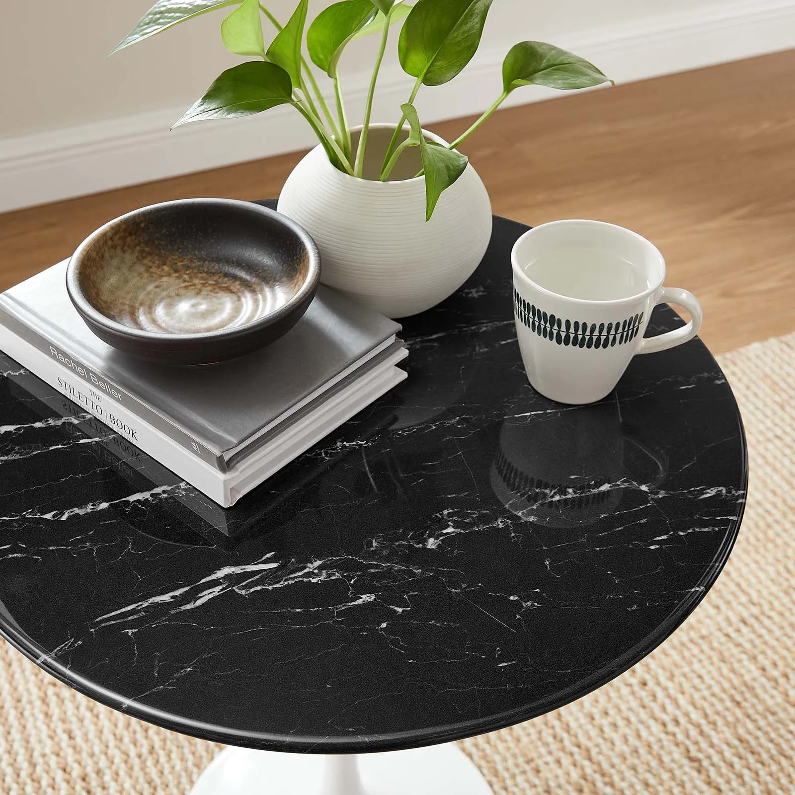 LIPPA ROUND FAUX MARBLE SIDE TABLE