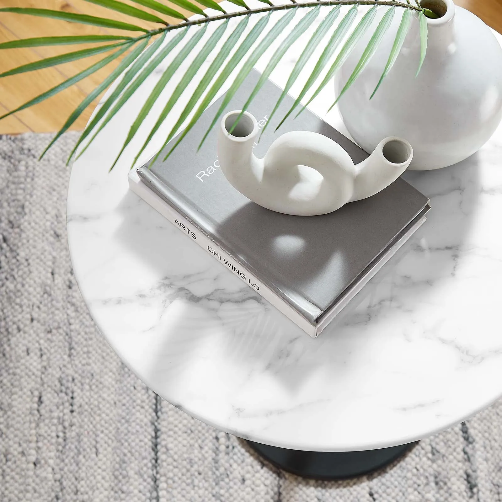 LIPPA ROUND FAUX MARBLE SIDE TABLE