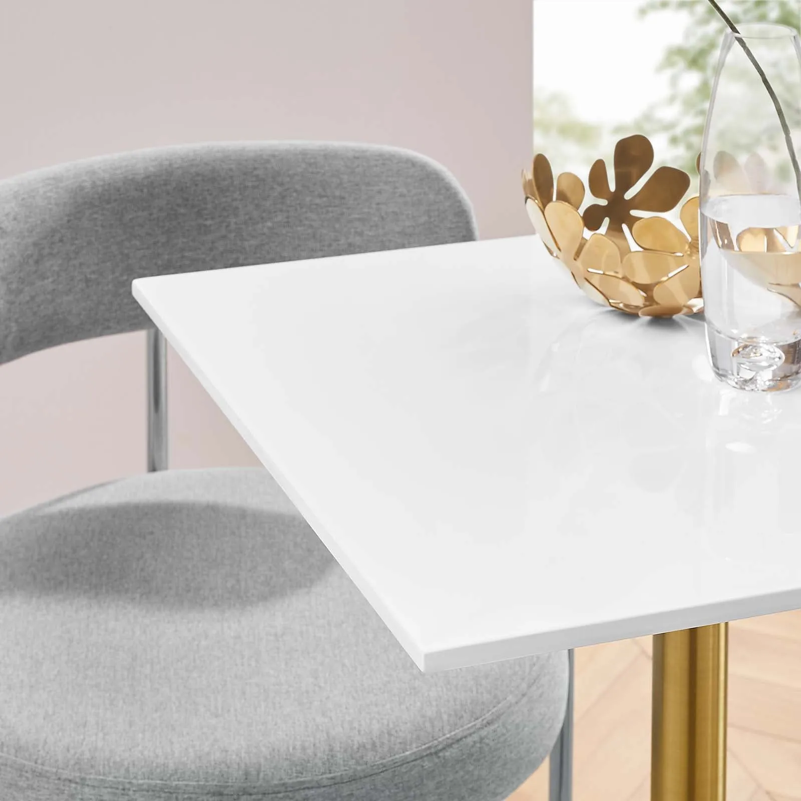 LIPPA SQUARE DINING TABLE