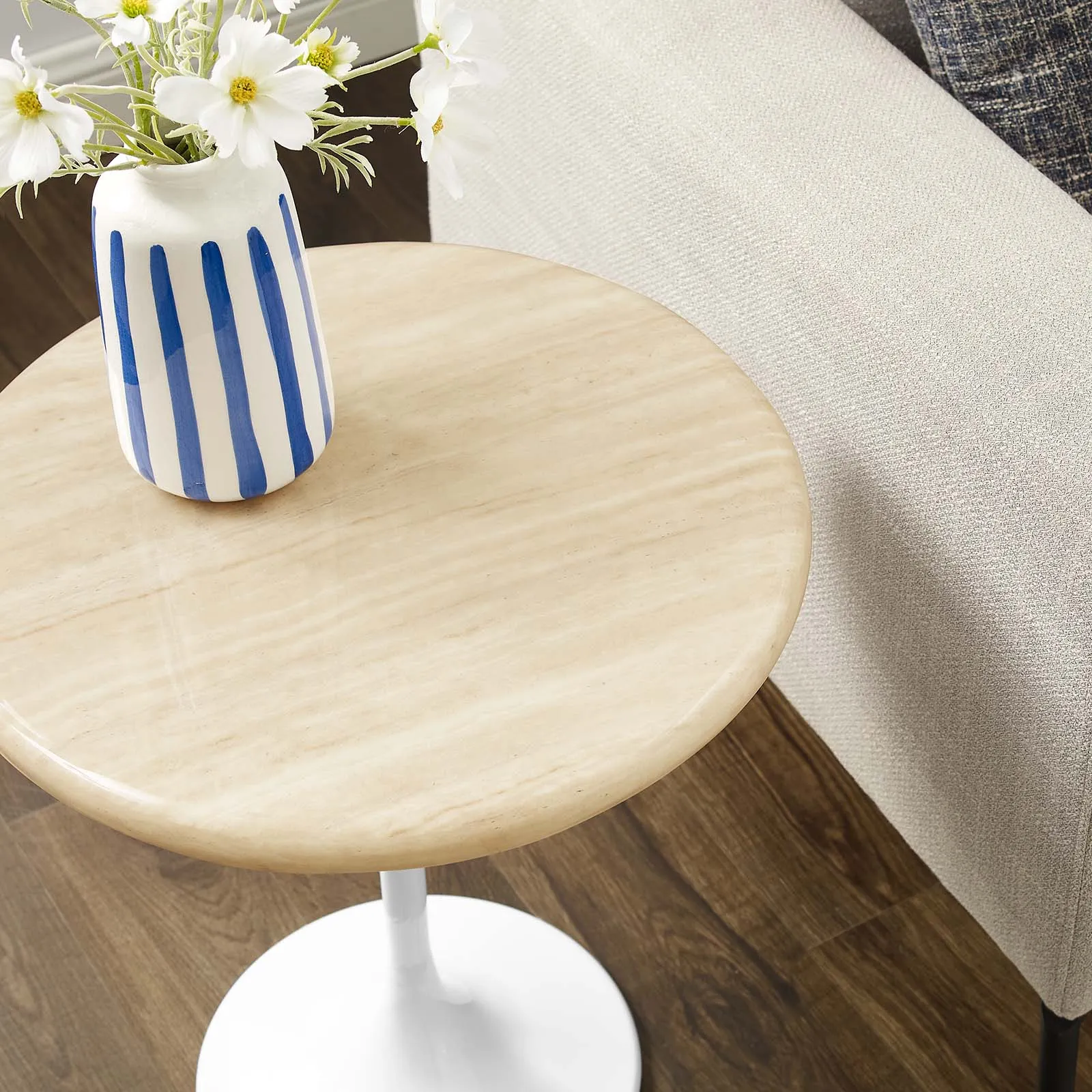 LIPPA TRAVERTINE