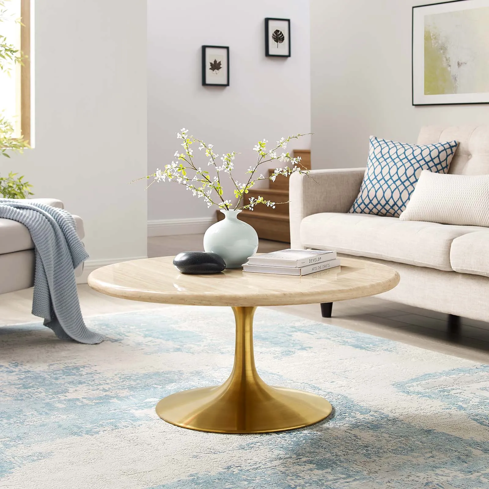 LIPPA TRAVERTINE