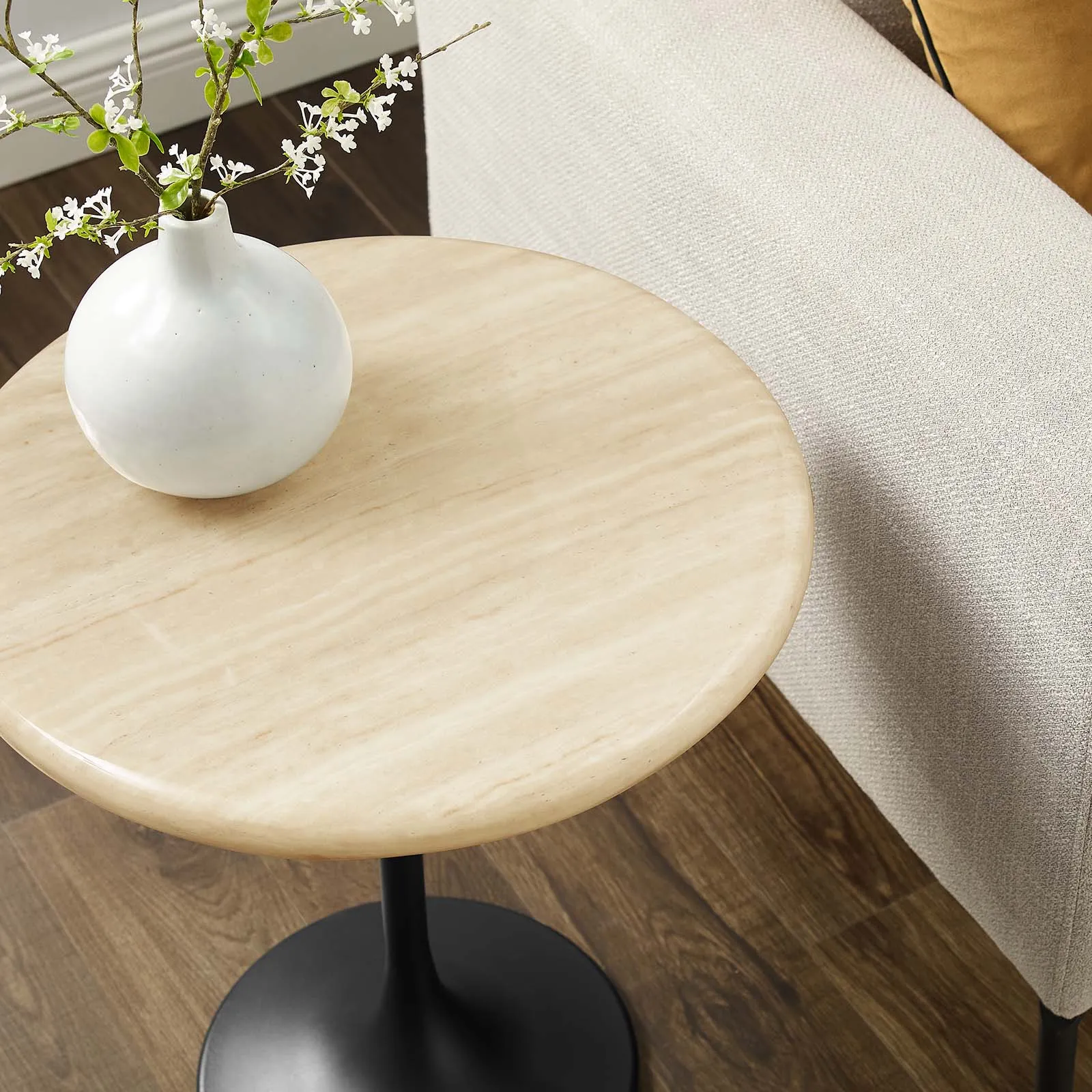 LIPPA TRAVERTINE