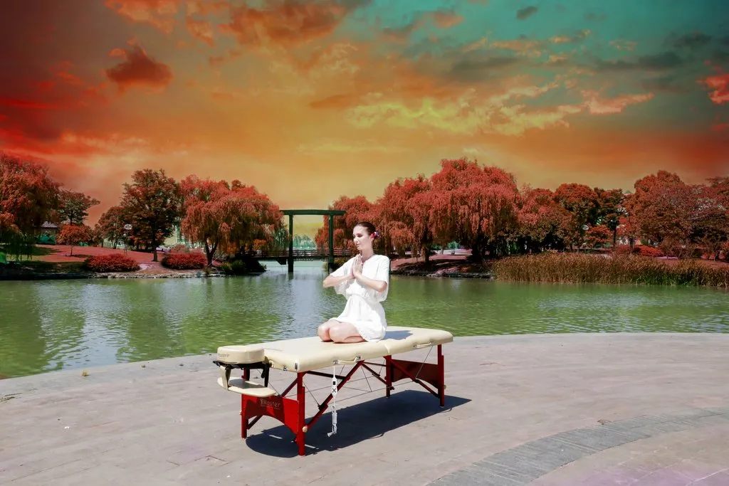 Master Massage 28" Caribbean™ Portable Massage Table Package with THERMA-TOP