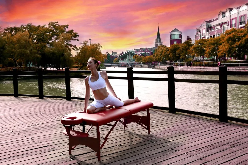 Master Massage 28" FAIRLANE™ Portable Massage Table Package with Therma-Top®