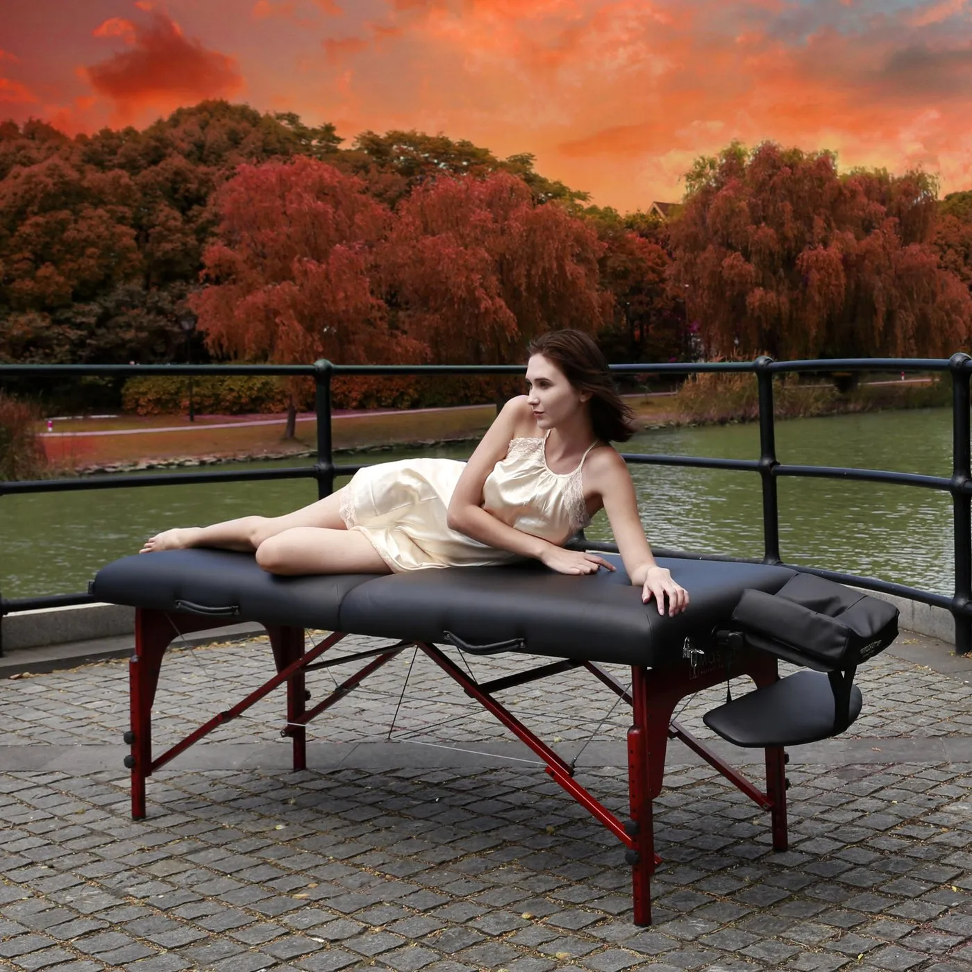 Master Massage 31" Montclair™ Portable Massage Table Package with MEMORY FOAM Layer