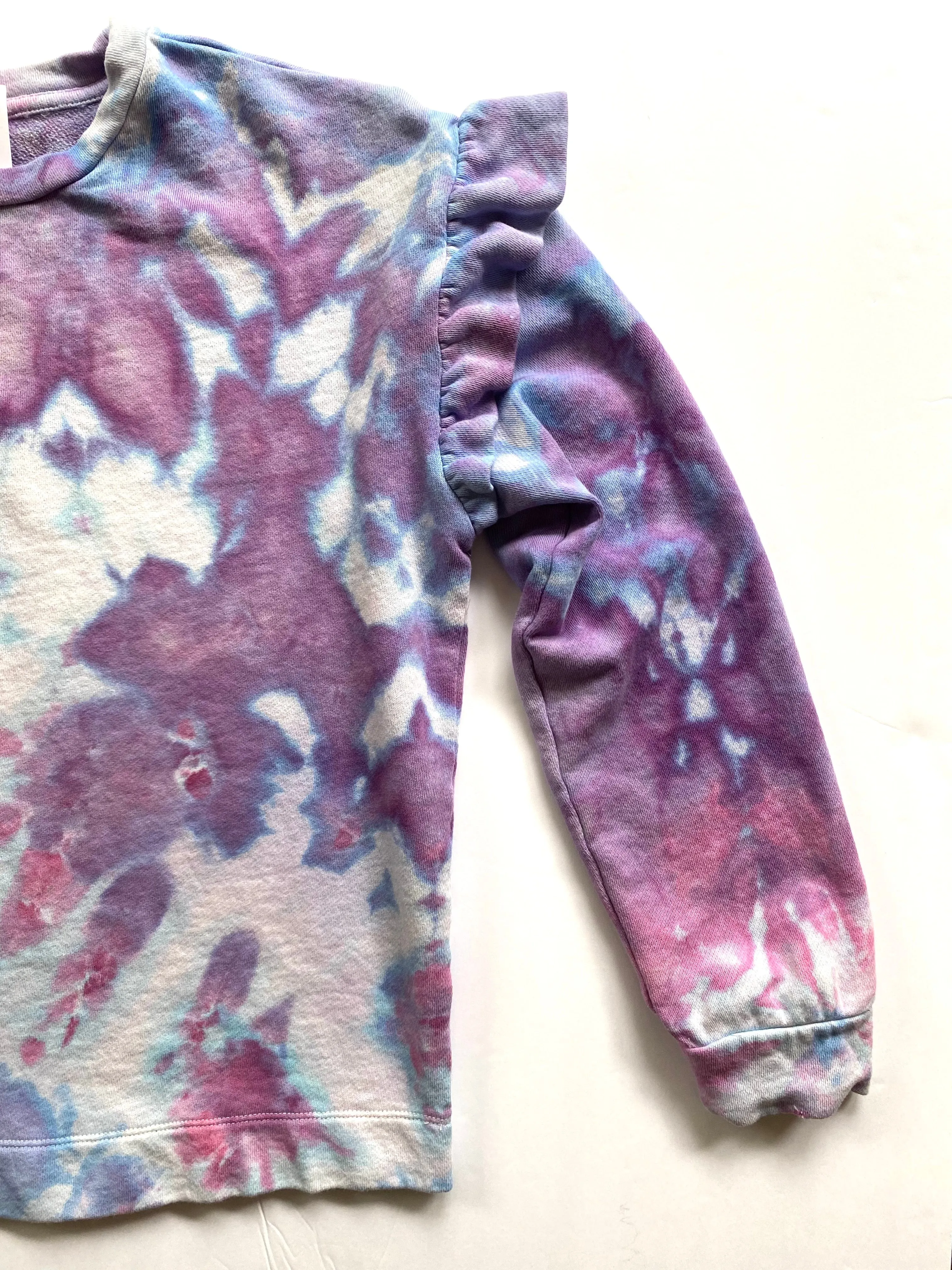 MEDIUM Lightweight Ruffle Sleeve Tee