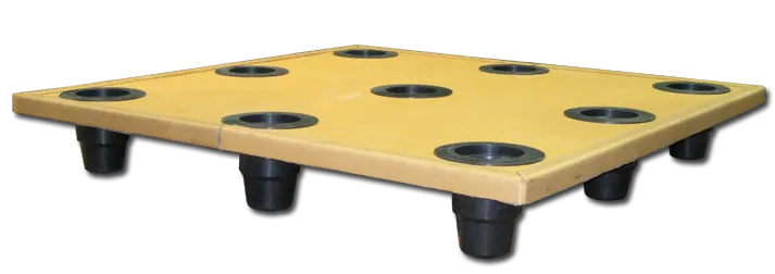 Paper Pallets with plastic feet