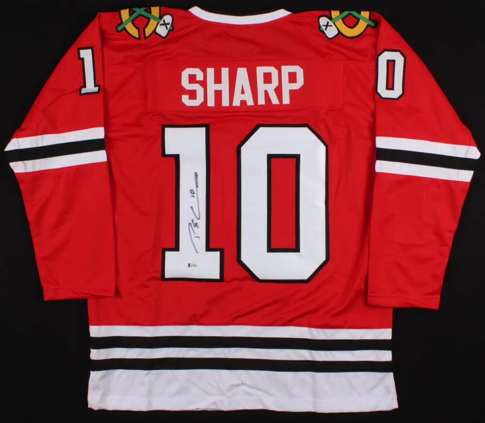 Patrick Sharp Signed Chicago Blackhawks Jersey (Beckett COA) 3xStanley Cup Champ