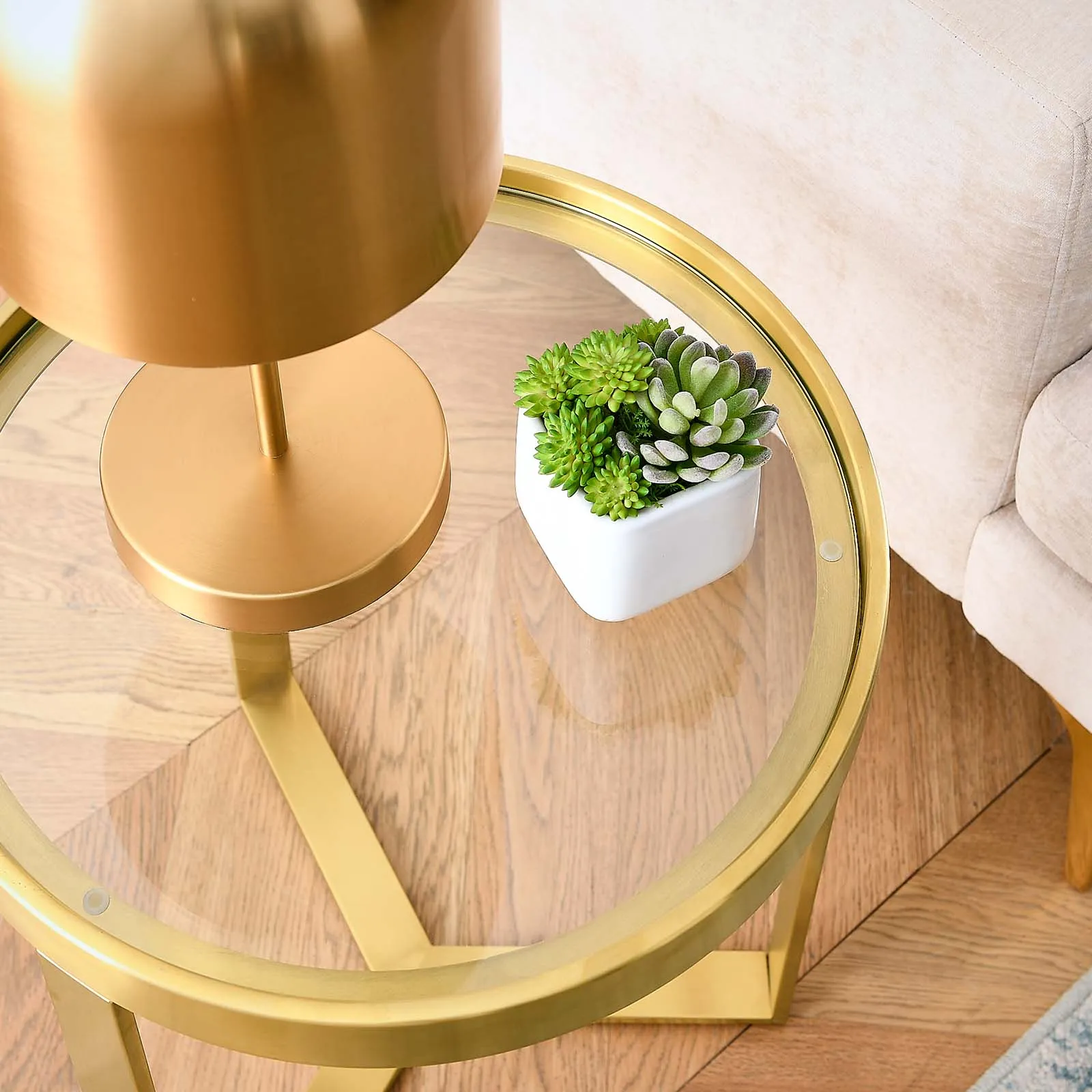 RELAY SIDE TABLE