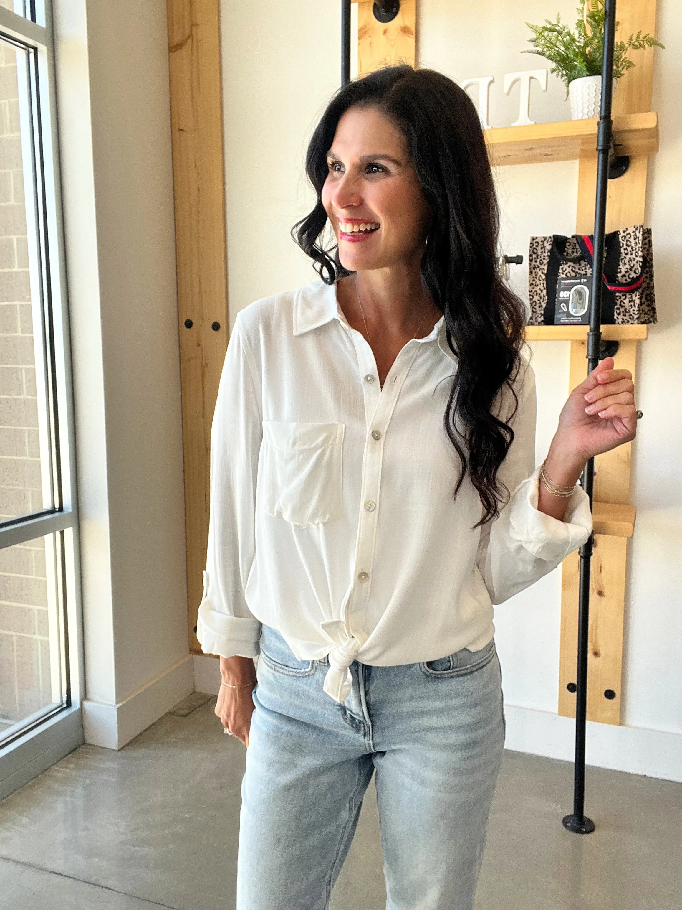 Spring Shell Button Down in White