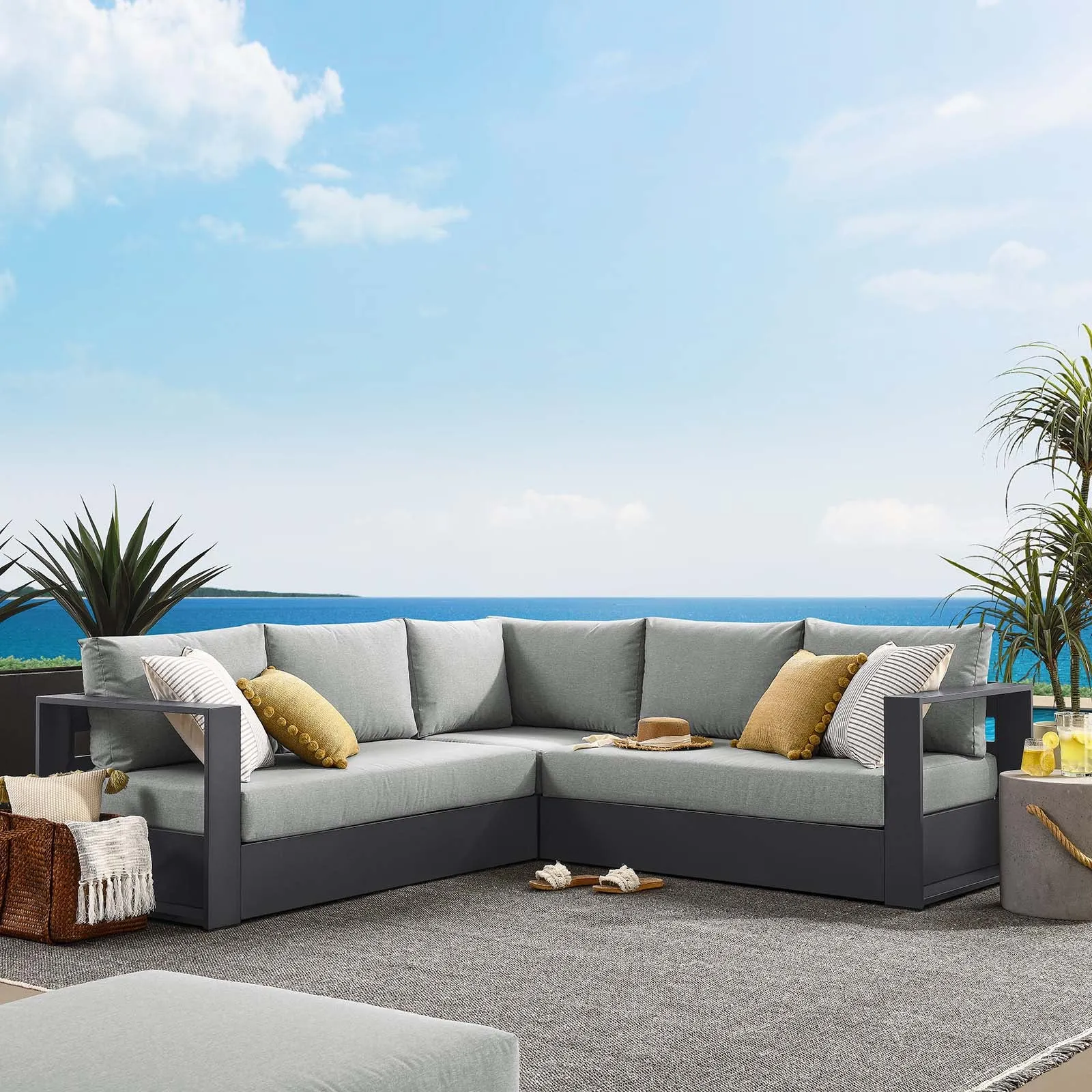 TAHOE OUTDOOR ASH COLLECTION
