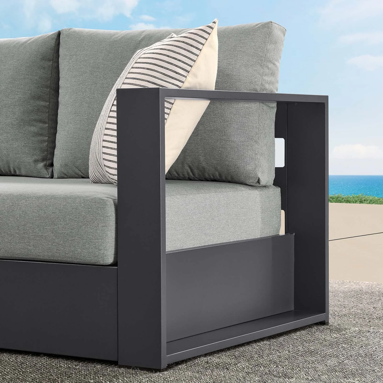 TAHOE OUTDOOR ASH COLLECTION