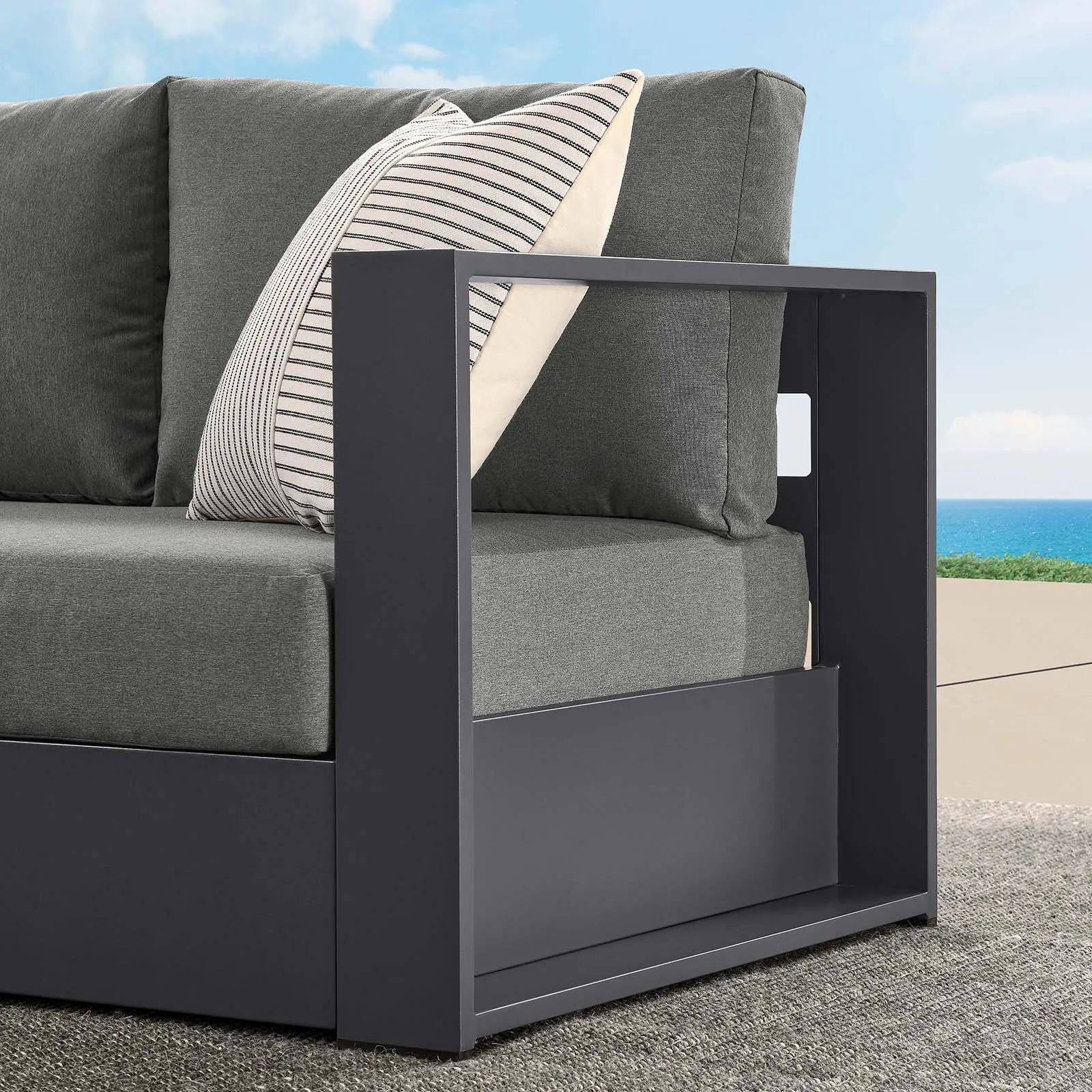 TAHOE OUTDOOR ASH COLLECTION