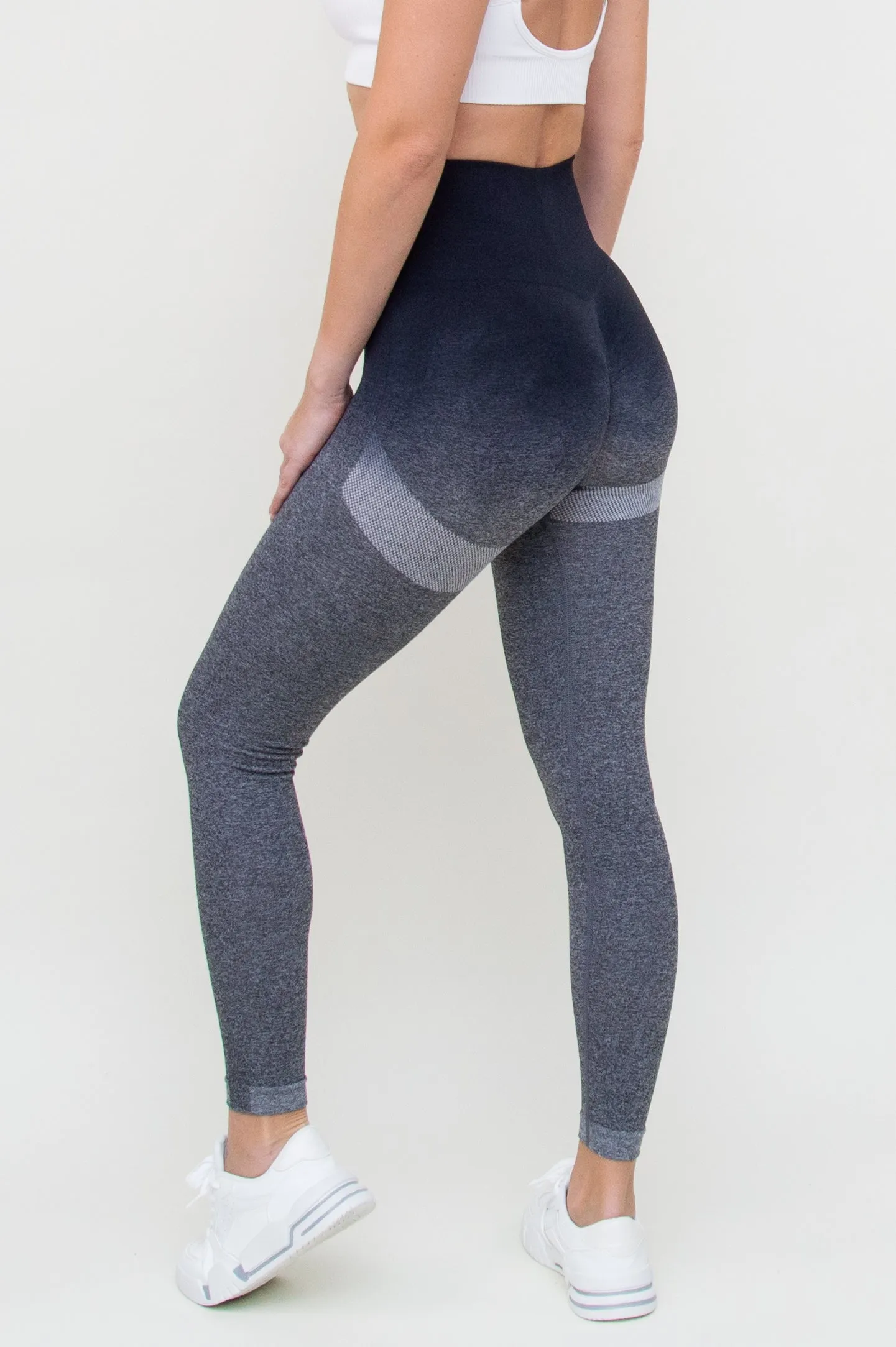 Tamprės "Flexible Black"