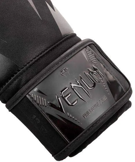 VENUM® IMPACT BOXING GLOVES