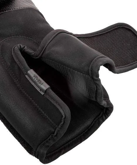 VENUM® IMPACT BOXING GLOVES